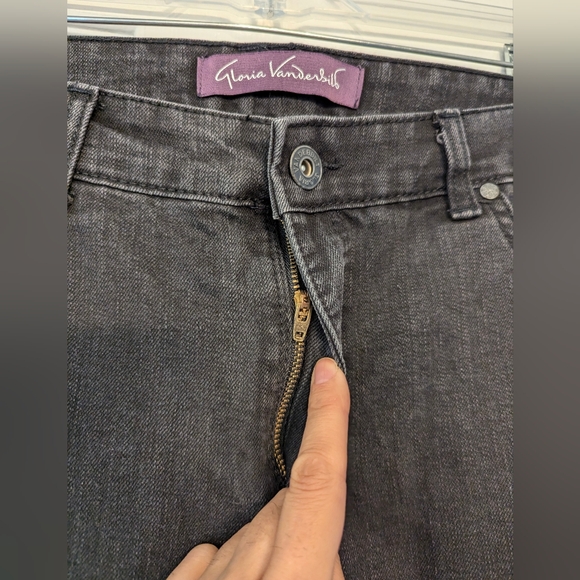 Gloria Vanderbilt black high rise streigh leg Embroidered Regal Jeans size 16 - Picture 3 of 8